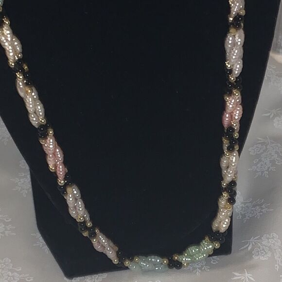 VTG MCM FAUX SEED PEARL MULTI COLORED/STRAND ROPE NECKLACE 24” - Picture 4 of 10